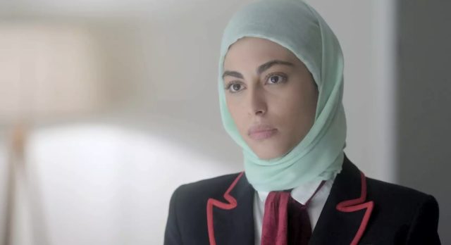 Отказ от платка, взросление на Западе и турецкие сериалы: репрезентация мусульманских женщин на Нетфликс